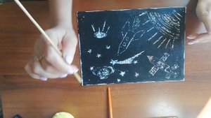 Рисование в технике граттаж "Космический пейзаж"