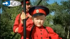 На горе стоял казак.