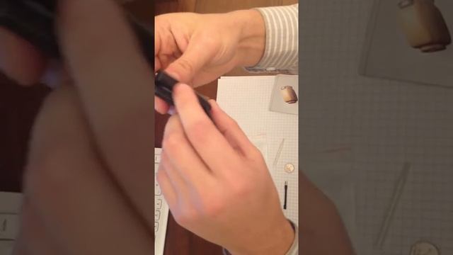 Микронаушник так и не загорелся смотреть онлайн