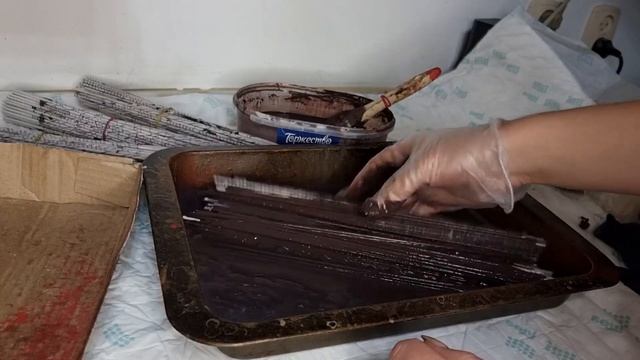 Крашу трубочки . Как закрасить газетных принт ? смотреть онлайн