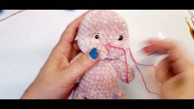 Зайка в рюкзачке в форме моркови крючком! Мастер-класс! Легко и быстро! Плюшевый зайчик!