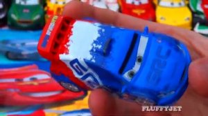 Disney Store Cars 2 Raoul Caroule Deluxe Exclusive Disney Figure Mattel Toys Pixar Toy Review Franc