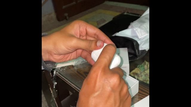 AirPods Pro copy смотреть онлайн