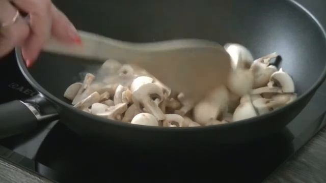 Рис с грибами и овощами//Осторожно!!!Очень вкусно)))