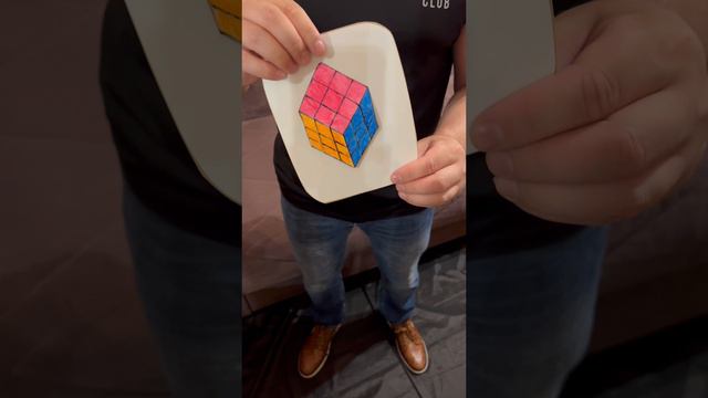 Собираю кубик Рубика за секунду 😲😲