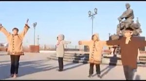 Якутский танец. Ансамбль 5 б класса!!!