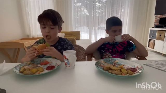 Мир должен знать что мы едим смотреть онлайн