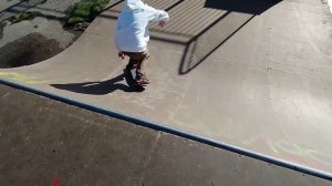 САМЫЙ СЛОЖНЫЙ ТРЮК ЕГОРА В МИНИ-РАМПЕ НА СКЕЙТЕ скейтËр