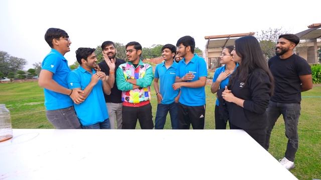 ₹100000 Longest Straw Challenge Ft. Crazy XYZ?- जल्दी पियो और जीतो नकद इनाम | Who Will Win? смотреть онлайн