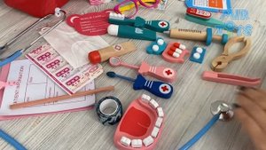 SVILIPPO/ Набор доктора детский деревянный в сумочке 25 предметов медицинский халат в подарок