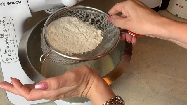 Нежнейший Яблочный Пирог На СКОВОРОДЕ!!! ( Шарлотка )!!! Тесто, как ПУХ !!!