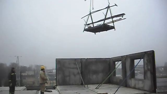 Башенный кран на крупнопанельном домостроении