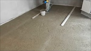 Маяки на черновой стяжке.