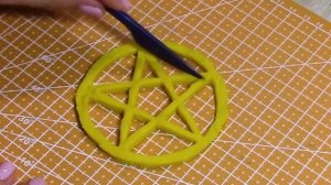 Делаем метлу ведьмы своими руками