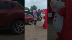 милый зайка поздравляет Ксению с днем рождения