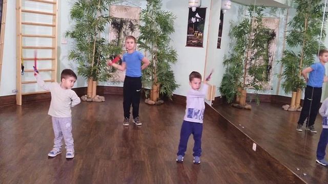 Ушу, Техника работы с мечом "Цзянь"