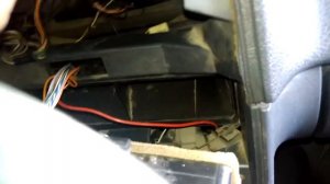 Как убрать заставку с магнитолы