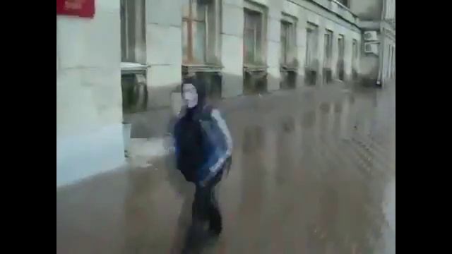 я за анонимностью закрыл лицо зеленой маской смотреть онлайн