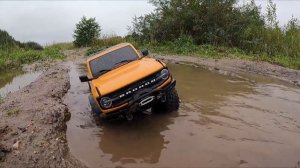 Новый FORD BRONCO 2021 против старого Nissan PATROL на бездорожье ... RC OFFroad 4x4