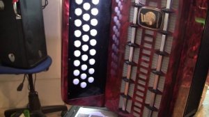 Устройство немецкой гармони и её отличие от русской . Музыкант Сергей Замбровский ( Германия)