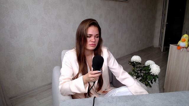 Julia Milows - In Common (Alicia Keys cover) смотреть онлайн