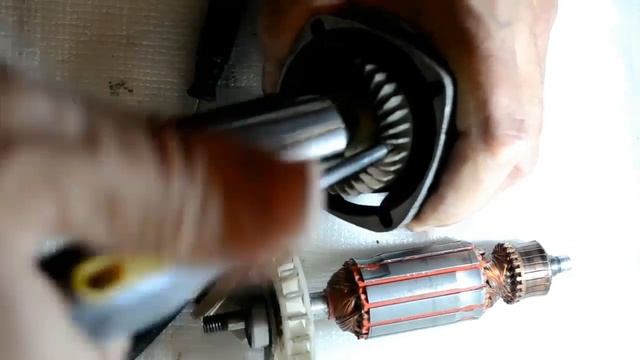 как снять подшипник с якоря болгарки смотреть онлайн