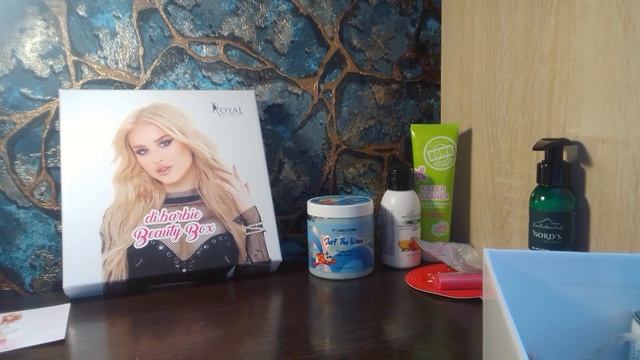 Royal Samples di.barbi бьюти бокс смотреть онлайн