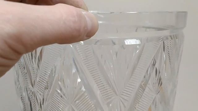 хрустальная ваза