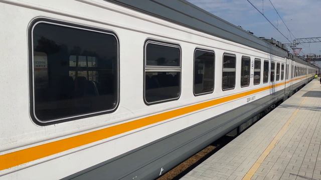 Электропоезд ЭД4М-0493 «Отправляется в тупик со ст.Голицыно» ст.Голицыно. 19.09.2023. смотреть онлайн