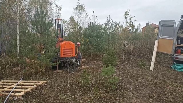 Скважина под погружной насос 15 метров с хорошей водой. Бурение МГБУ. смотреть онлайн