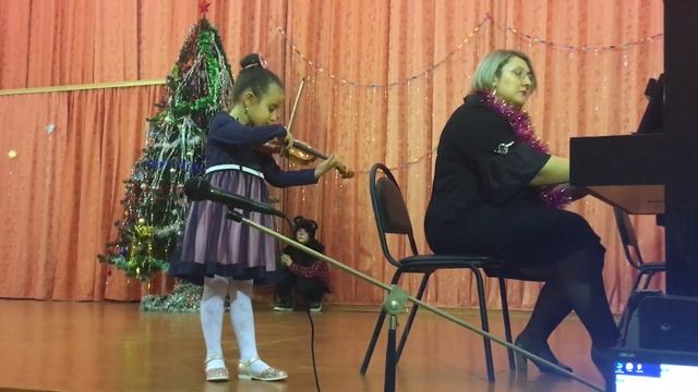 Выступление Соны Тер-Геворгян (5 лет) скрипка смотреть онлайн
