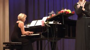 Кристина Фуш. "Руки"
