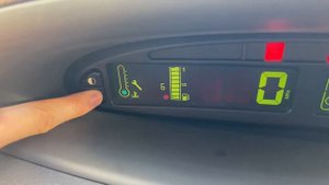 ? How to reset the service light (Arrange Service, Key Sign) on Citroen Xsara Picasso 1.6 hdi ?