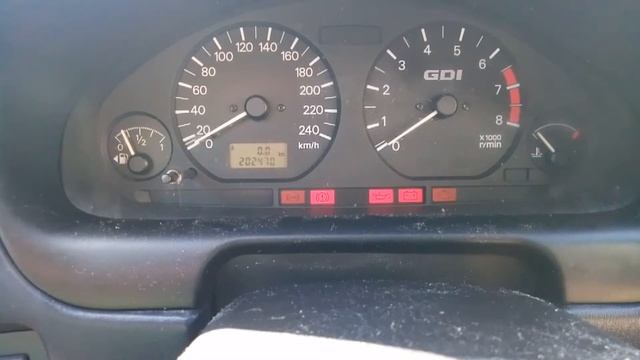 Carisma 1.8 gdi błędy. смотреть онлайн