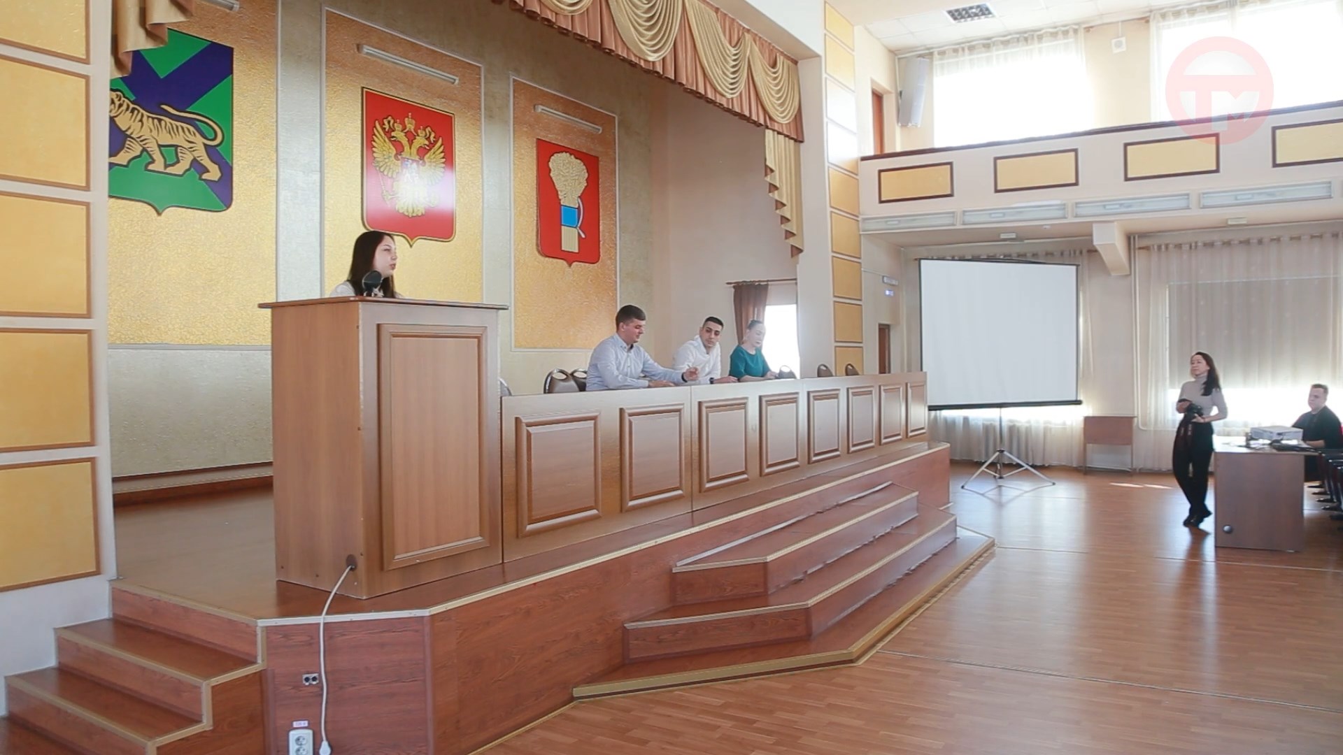 Выборы в совет молодежи прошли в администрации города
