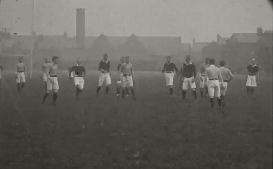 Кинохроника Великобритании. Спортивный матч в Англии в октябре 1902 г. A sporting match in England