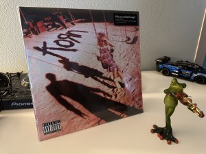 Распаковка винила 006. Korn - Korn (1994/2014 // Music On Vinyl)