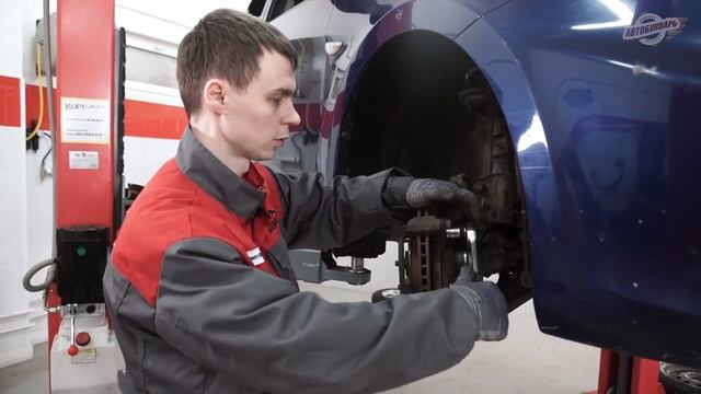 Замена передних тормозных дисков и колодок Hyundai Solaris смотреть онлайн
