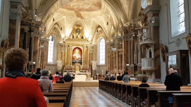 Пасхальная служба в католической церкви смотреть онлайн