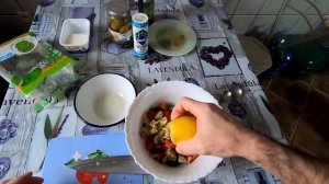 Салат с маринованными артишоками