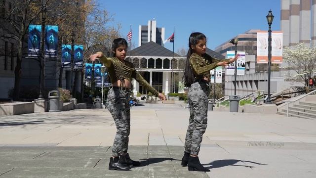 Jhoome Jo Pathaan | Dance cover | Nainika & Thanaya
