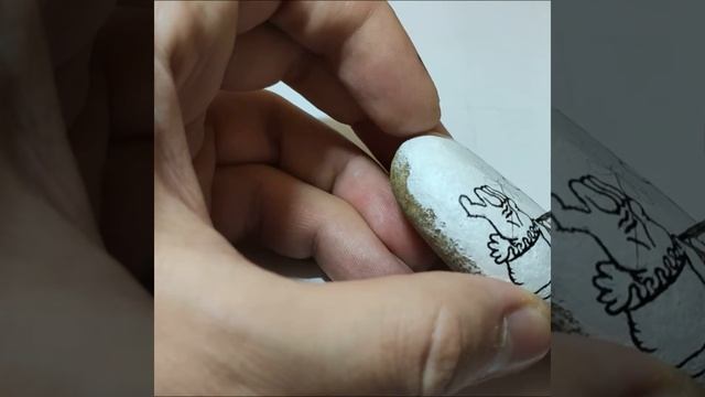 Как раскрасить камушек