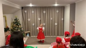 Детская песня "Красные сапожки". Исполняет Анастасия Баева, 5 лет