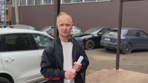 Почему лопнули пневмобаллоны на Porsche