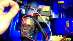 Сборка и ремонт детских электромобилей.