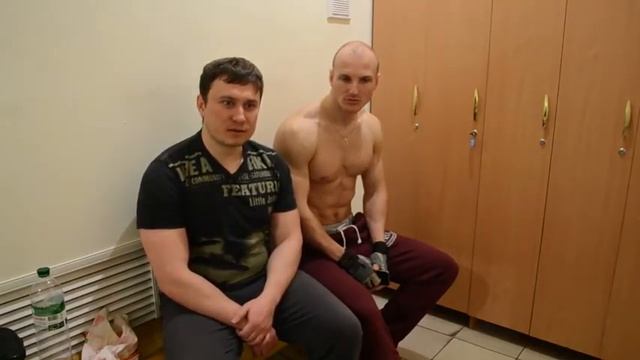 Качаем бицепс и трицепс вместе смотреть онлайн