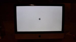 Первый запуск Apple iMac 21.5"