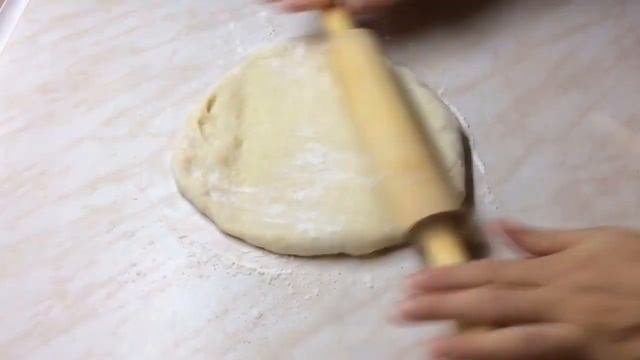 Плетенка Сдобная выпечка с ореховой начинкой