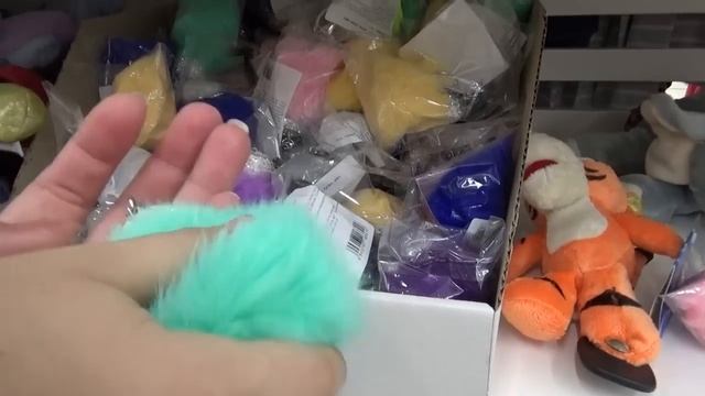 ВЛОГ ИЩЕМ КОЛЯСКУ и БРАТИКА БЕБИ БОРНУ в Торговом Центре. смотреть онлайн