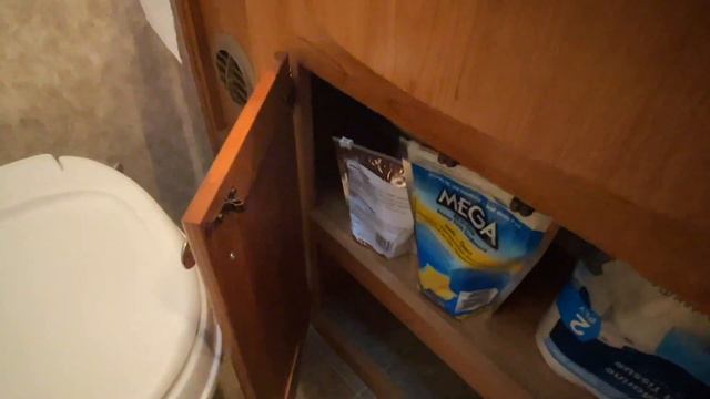 2007 R-Vision Trail-Lite 235S 6.6L Duramax Diesel B Plus Motorhome SOLD SOLD SOLD truckandrv.com смотреть онлайн